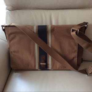 Offers Wanted Fossil Men’s Valise